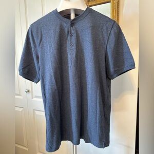 Men’s, NWOT: Henley, short sleeve button T